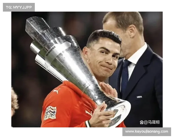 C 罗 41 岁仍领衔葡萄牙黄金一代!欧国联夺冠吹响 2026 世界杯冲锋号 C 罗 41 岁仍领衔葡萄牙黄金一代!欧国联夺冠吹响 2026 世界杯冲锋号